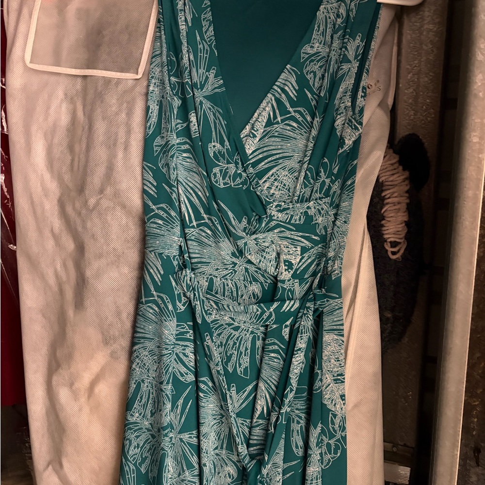 41 Hawthorn Teal and White Maxi Dress